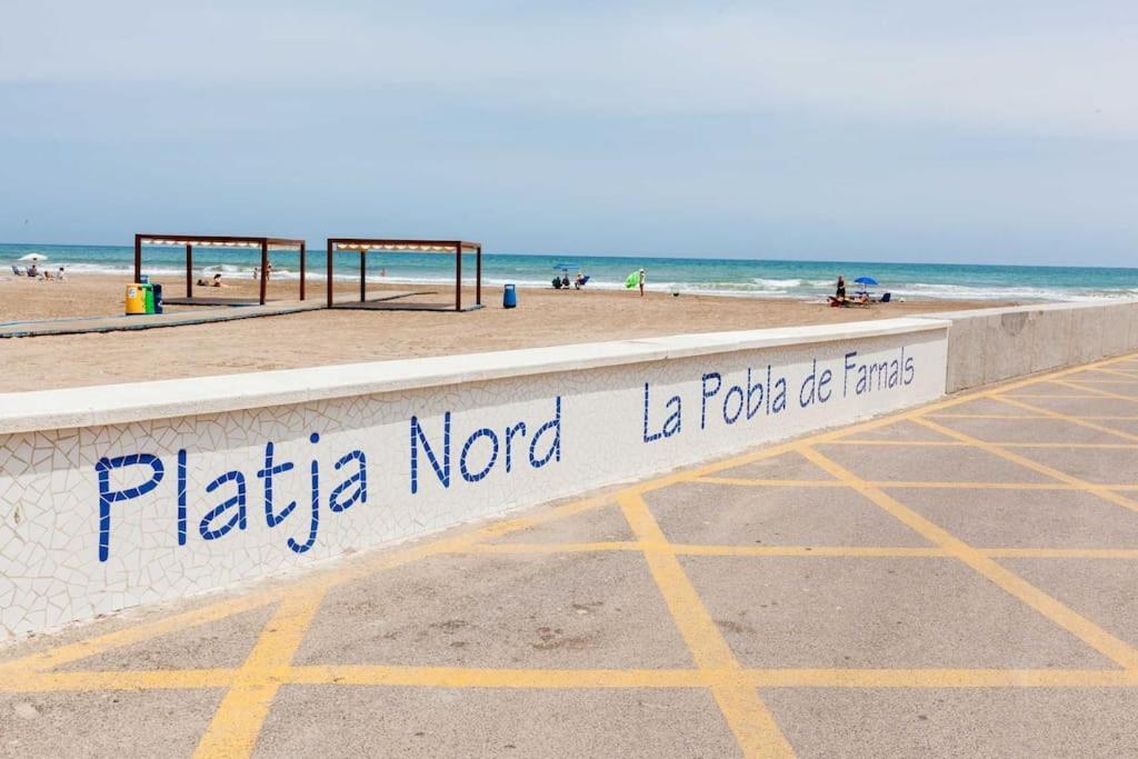 Апартаменти La Llar45 , Relajate Junto Al Mar Плая-Побла-де-Фарнальс Екстер'єр фото