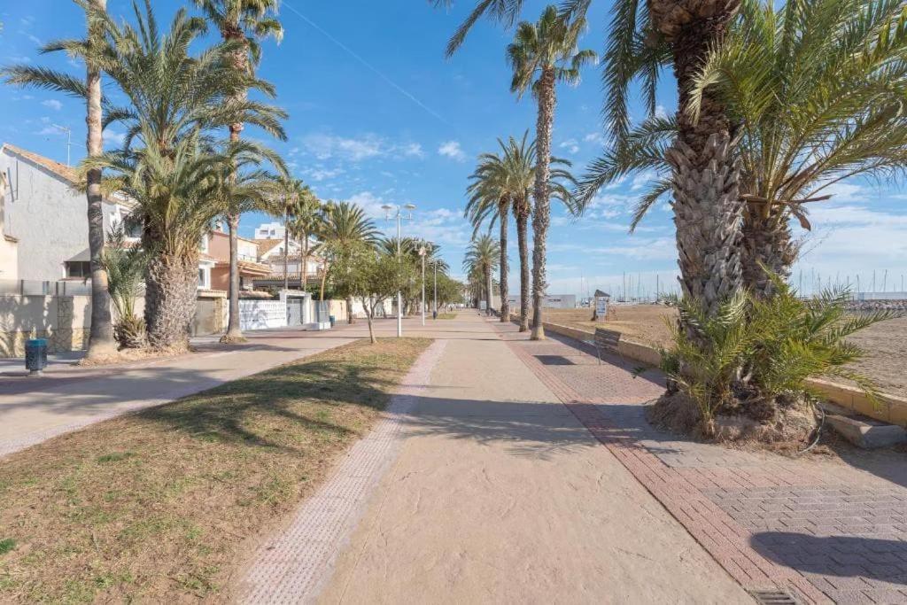Апартаменти La Llar45 , Relajate Junto Al Mar Плая-Побла-де-Фарнальс Екстер'єр фото